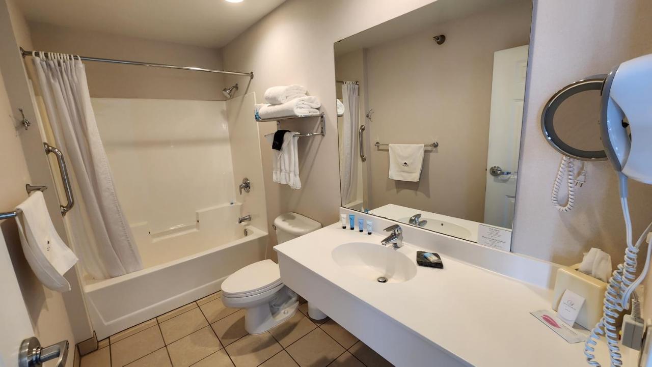 South Pier Hotel 3*